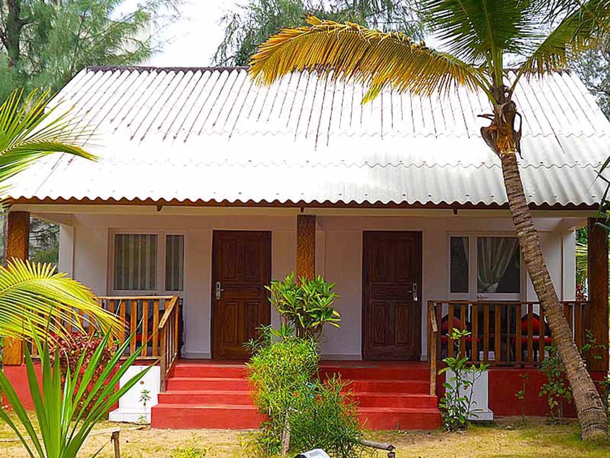 Hotel Village Vacances Awale Plage Grand-Popo Exterior photo